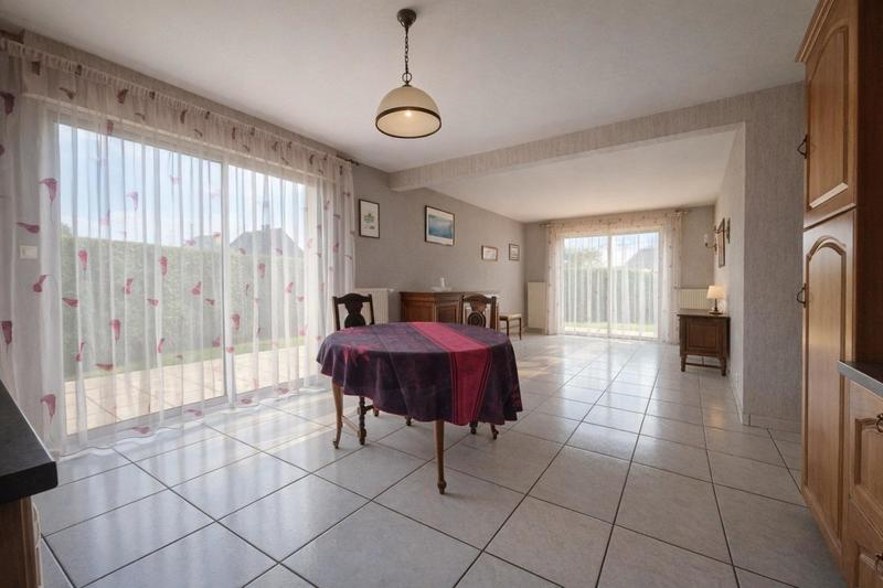 Maison - 102 m² - 7 pièces