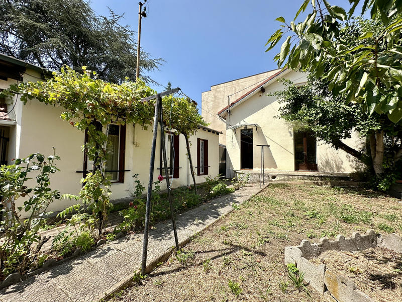 Maison - 94 m² - 4 pièces