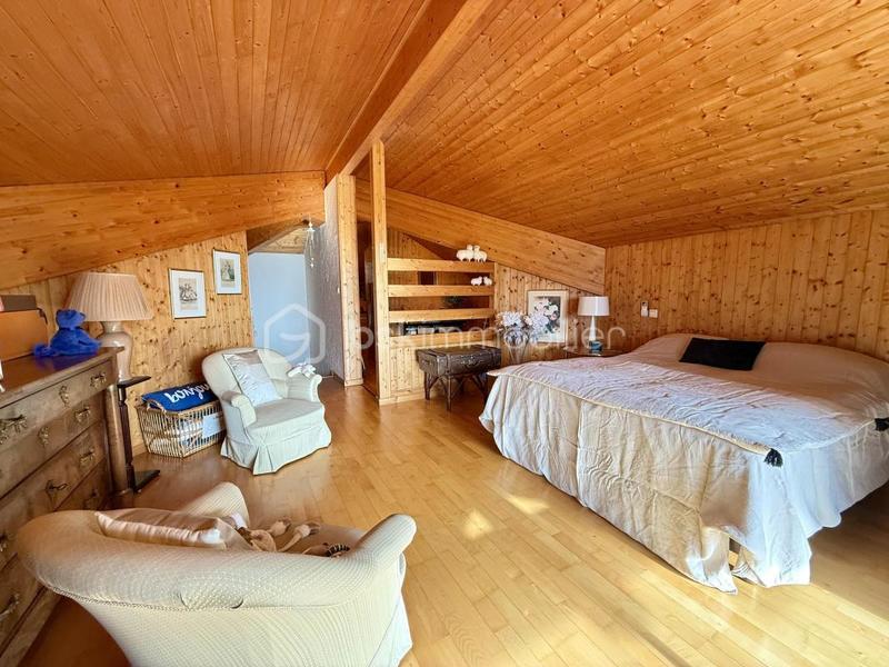 Maison - 152 m² - 5 pièces