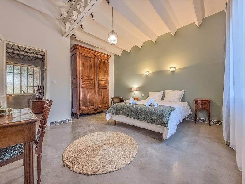 Maison - 500 m² - 6 pièces