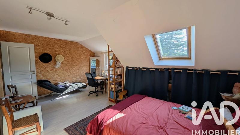 Maison - 142 m² - 7 pièces