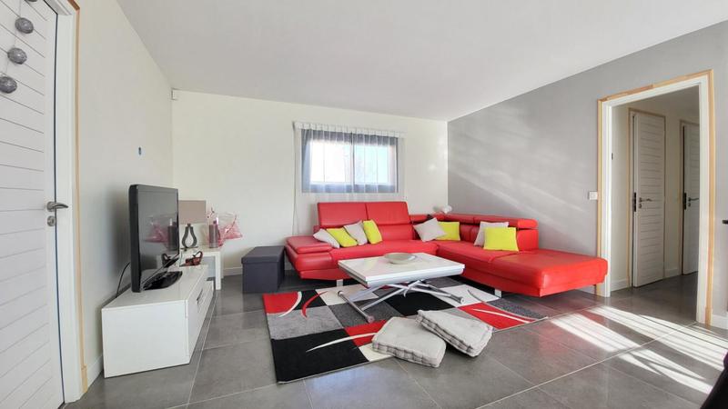 Maison - 96 m² - 4 pièces