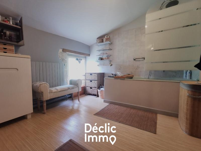 Maison en pierre - 111 m² - 5 pièces