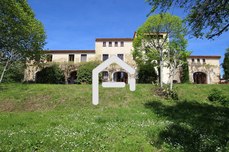 Maison de domaine équestre - 750 m² - 20 pièces
