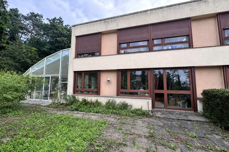 Appartement - 195 m² - 7 pièces