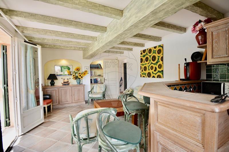 Villa - 185 m² - 6 pièces