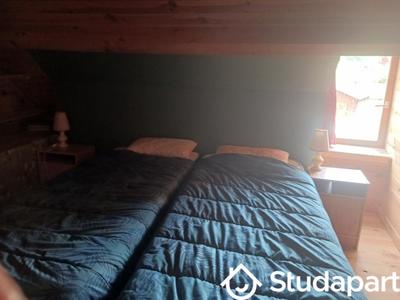 Chambre - 10 m² - 1 pièce