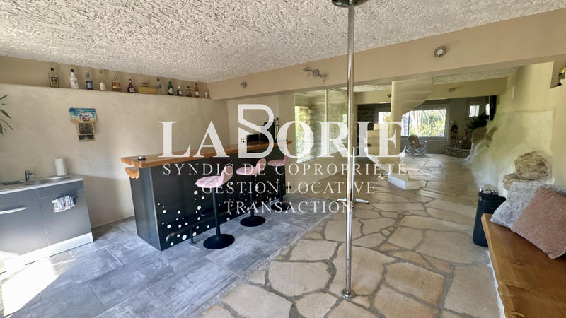 Maison - 157 m² - 6 pièces