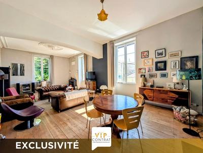 Maison - 229 m² - 6 pièces