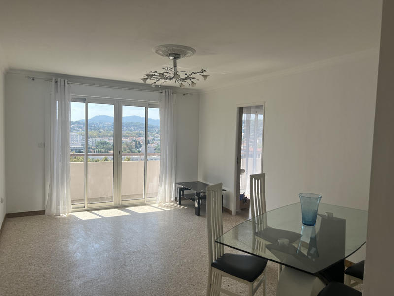 Appartement - 87 m² - 4 pièces