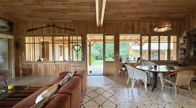 Maison de bois - 165 m² - 4 pièces