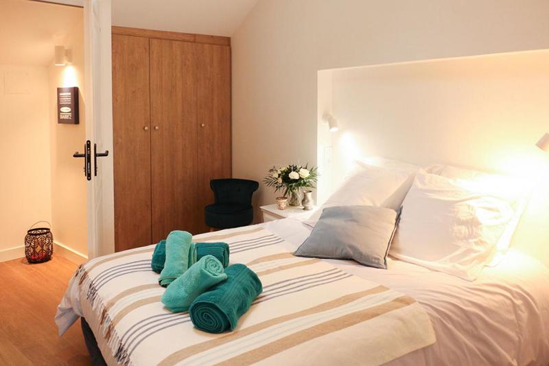 Maison - 373 m² - 20 pièces