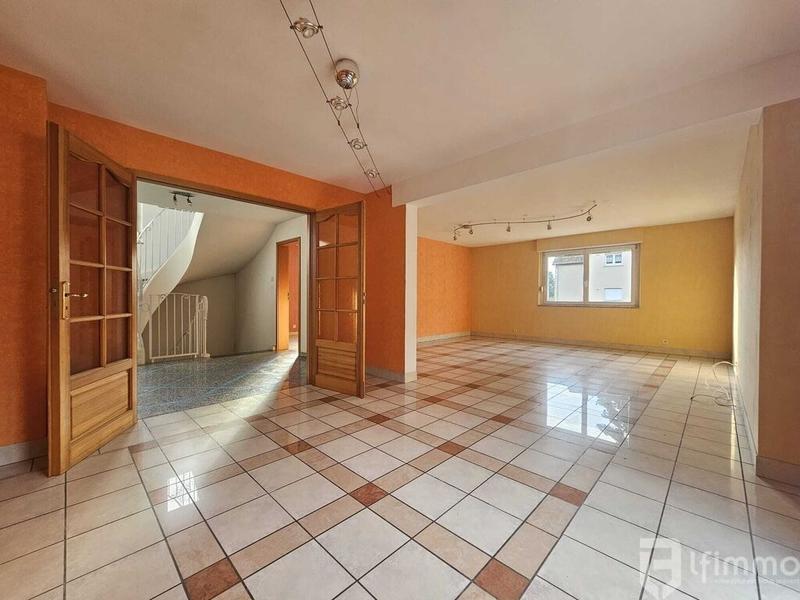 Maison - 140 m² - 7 pièces