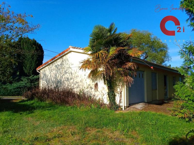 Maison - 95 m² - 5 pièces