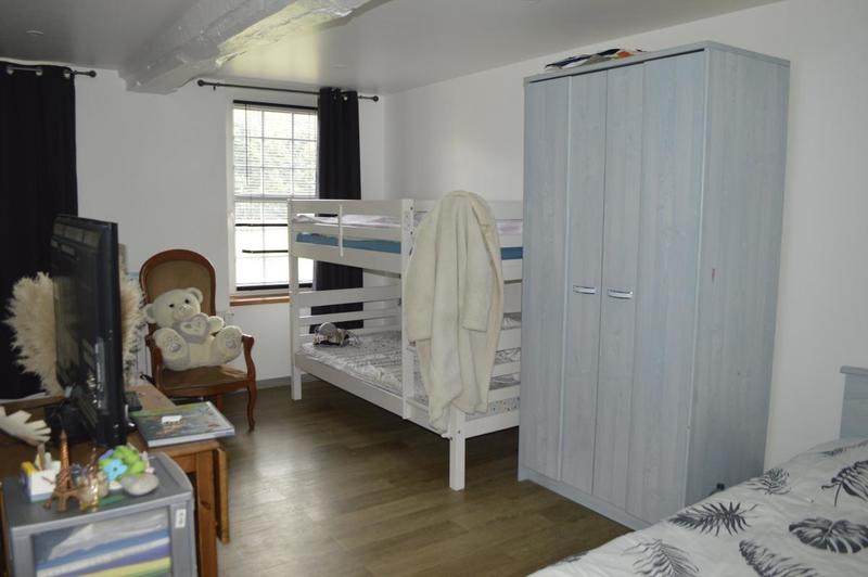 Maison - 190 m² - 8 pièces