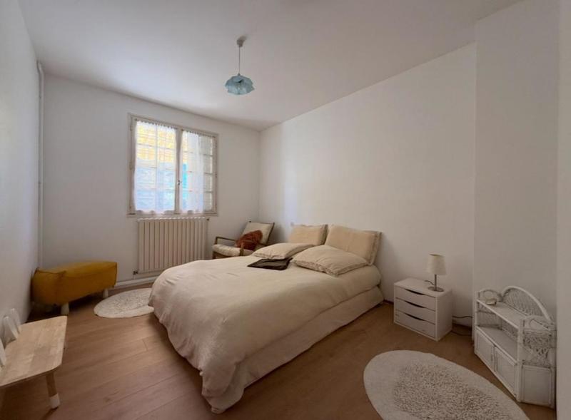 Maison - 168 m² - 10 pièces