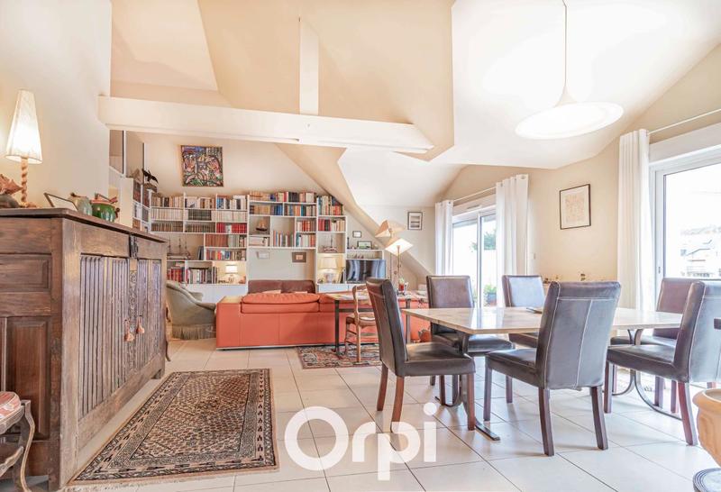 Appartement - 128 m² - 4 pièces