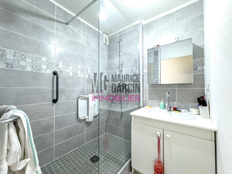 Appartement - 49 m² - 2 pièces