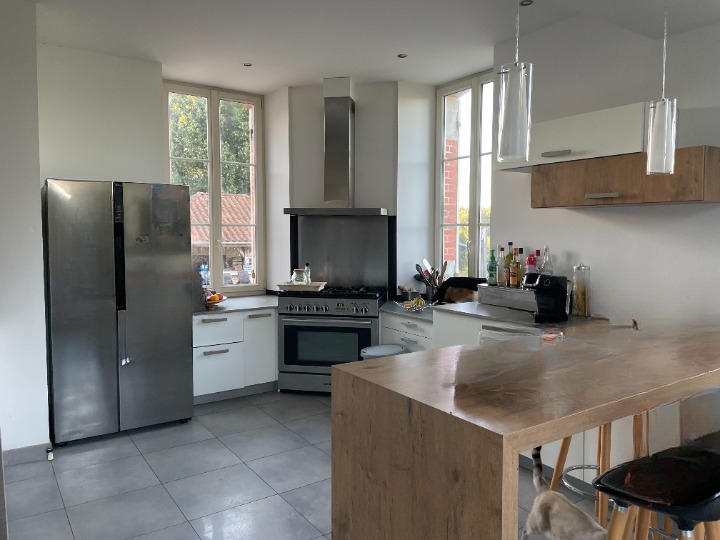 Maison - 271 m² - 8 pièces