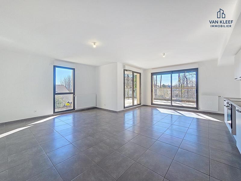 Appartement - 110 m² - 5 pièces