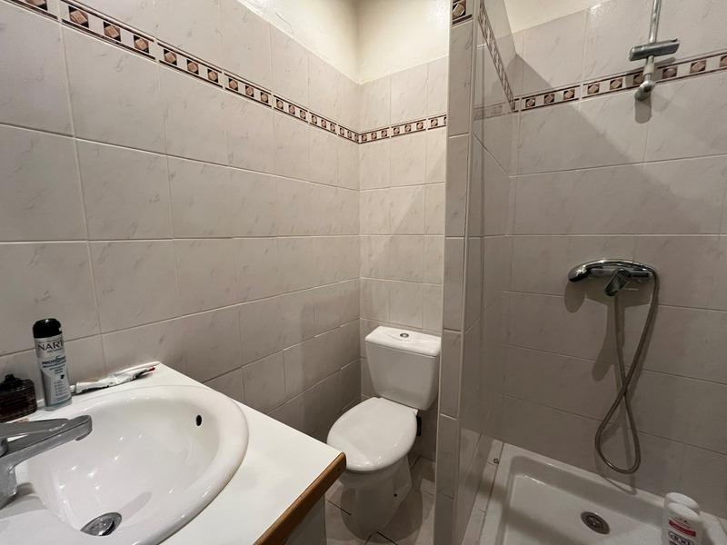 Immeuble - 64 m² - 3 pièces