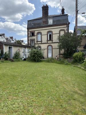 Maison ancienne - 140 m² - 5 pièces