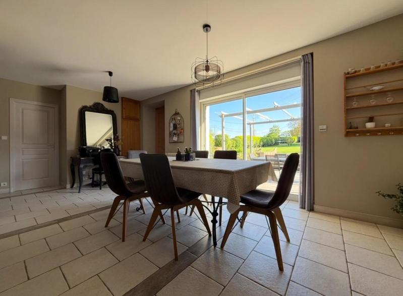 Maison - 120 m² - 6 pièces