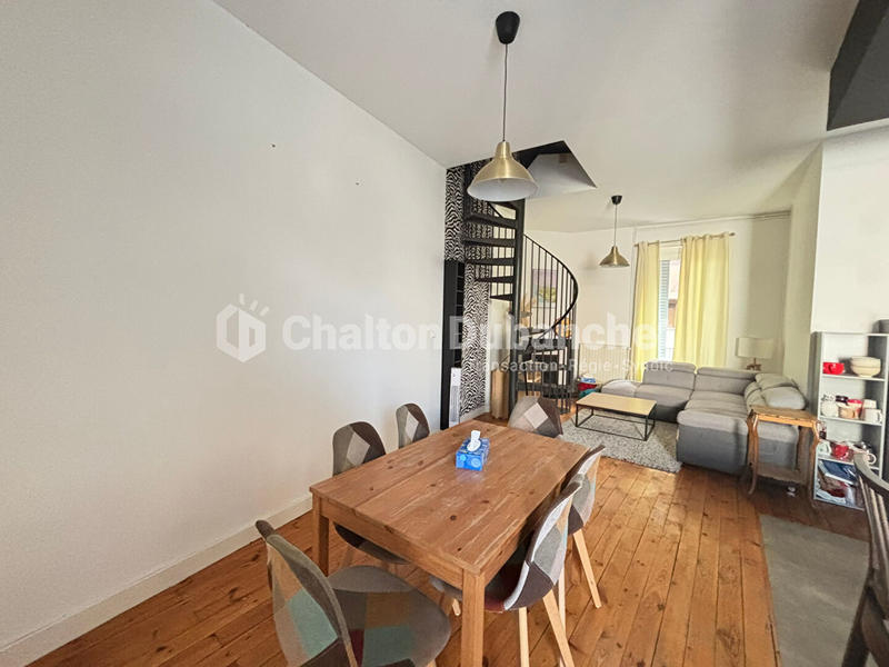 Maison - 89 m² - 5 pièces