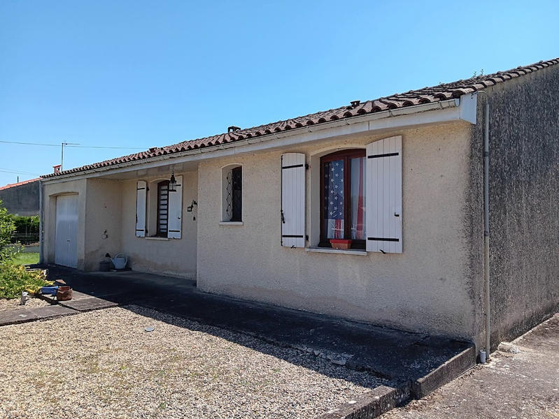 Maison - 90 m² - 4 pièces