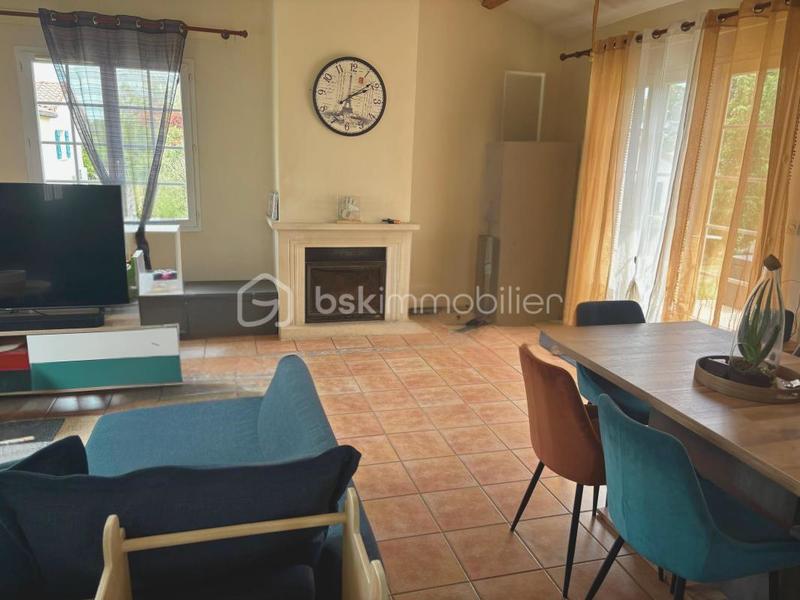 Maison traditionnelle - 84 m² - 3 pièces