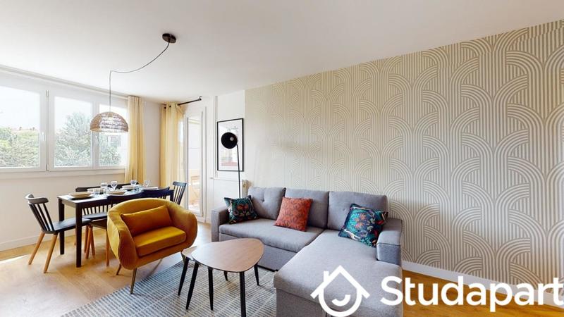 Chambre - 12 m² - 1 pièce