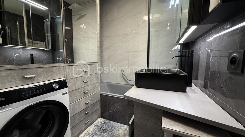 Appartement - 108 m² - 4 pièces