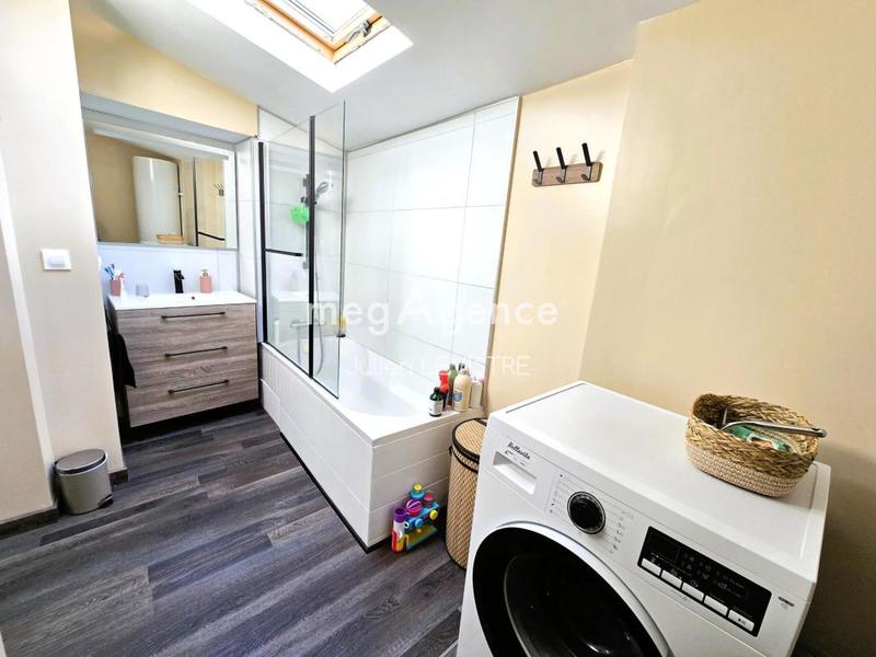 Appartement - 106 m² - 4 pièces