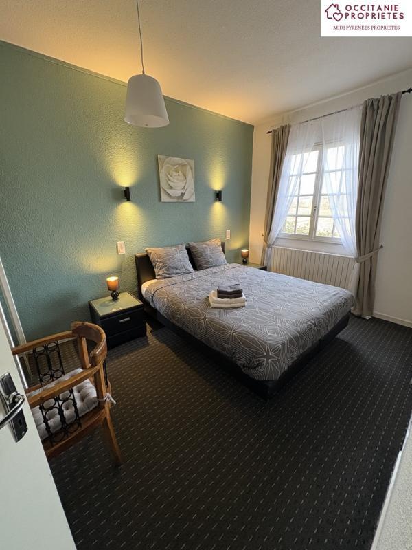 Propriété - 600 m² - 14 pièces