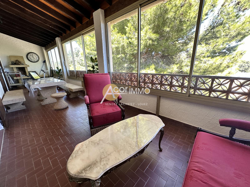 Maison - 200 m² - 7 pièces