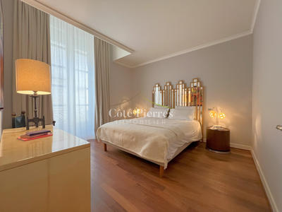 Appartement - 162 m² - 5 pièces