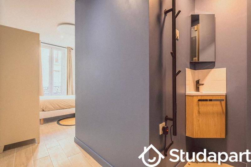 Chambre - 9 m² - 1 pièce