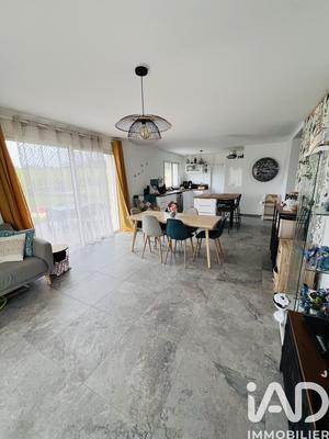 Maison - 130 m² - 5 pièces
