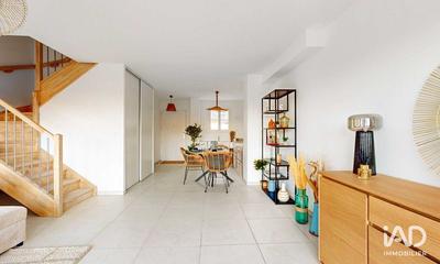 Maison - 89 m² - 4 pièces