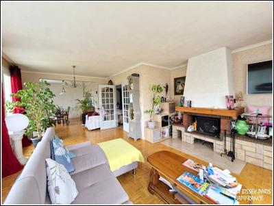 Maison - 170 m² - 5 pièces