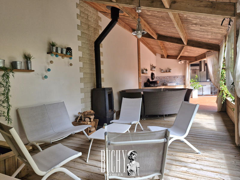 Maison - 194 m² - 10 pièces