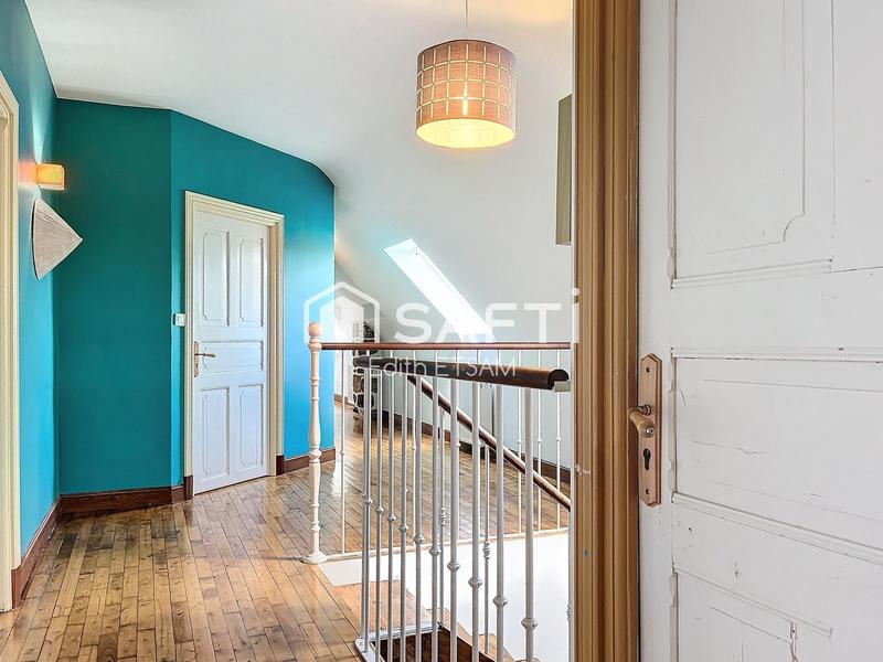 Maison - 525 m² - 23 pièces