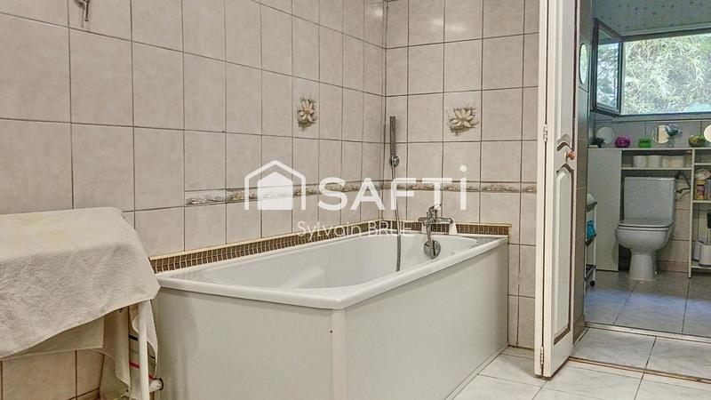 Maison - 155 m² - 6 pièces