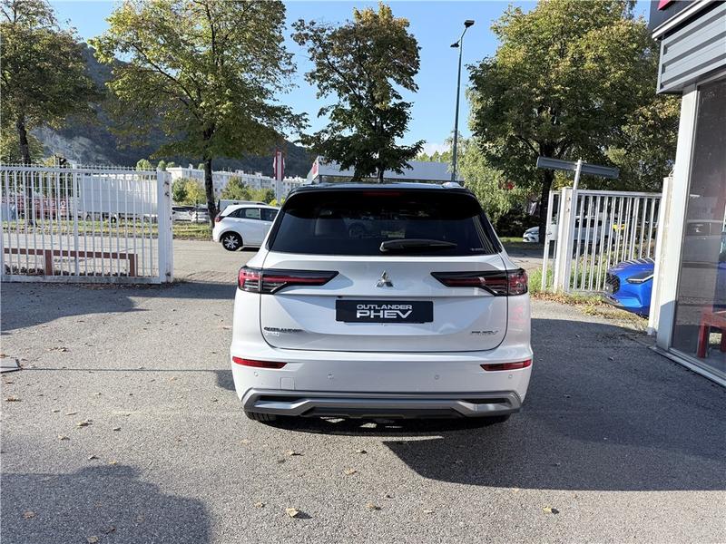 Mitsubishi Outlander IV 2.4 Mivec Phev 306 4wd Instyle