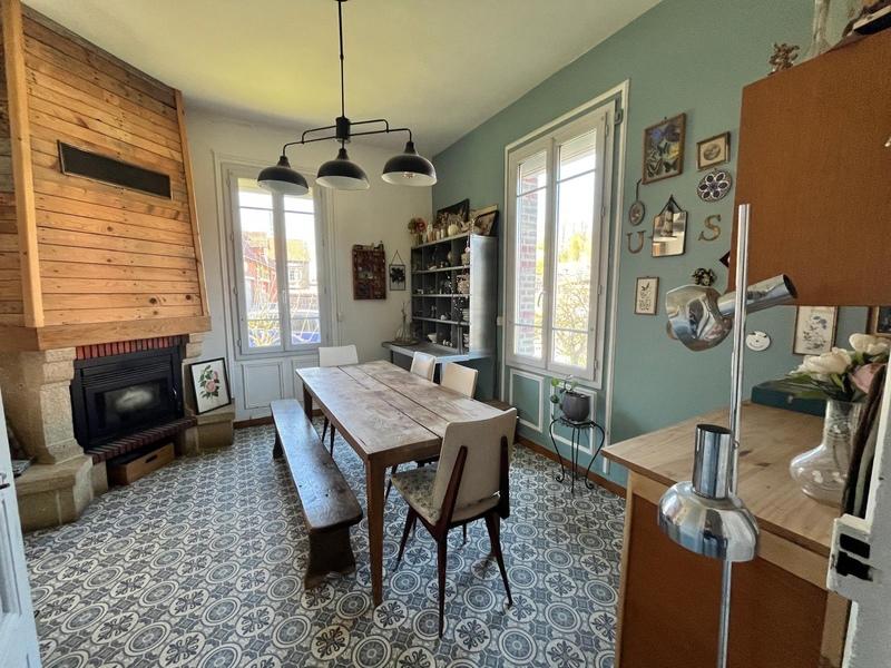 Maison bourgeoise - 163 m² - 8 pièces