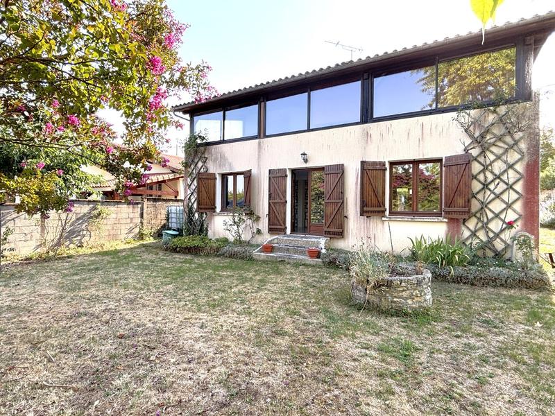Maison - 87 m² - 7 pièces