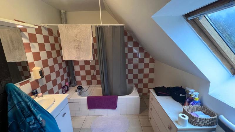 Maison - 96 m² - 5 pièces