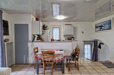 Maison - 76 m² - 4 pièces