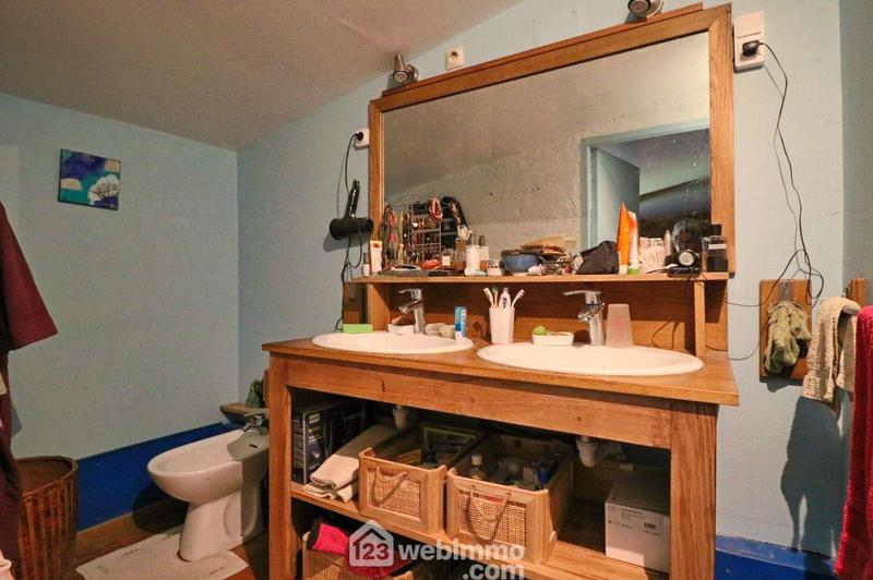 Maison - 295 m² - 11 pièces