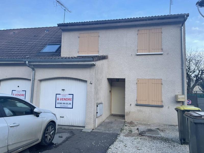 Maison jumelée - 95 m² - 5 pièces